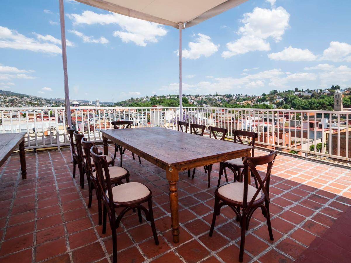 De La Loma 3*